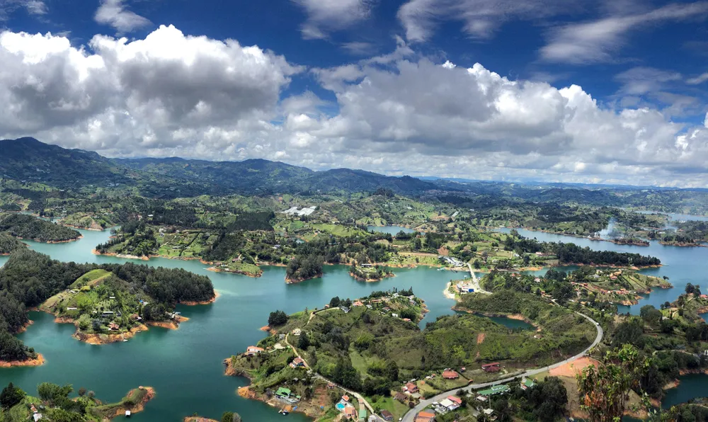 Guatapé y la Piedra del Peñol